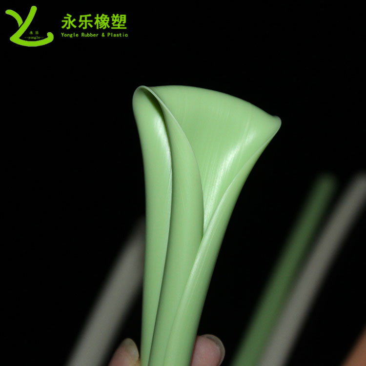 硅膠吸管，擠出異形硅膠吸管，食品級硅膠吸管